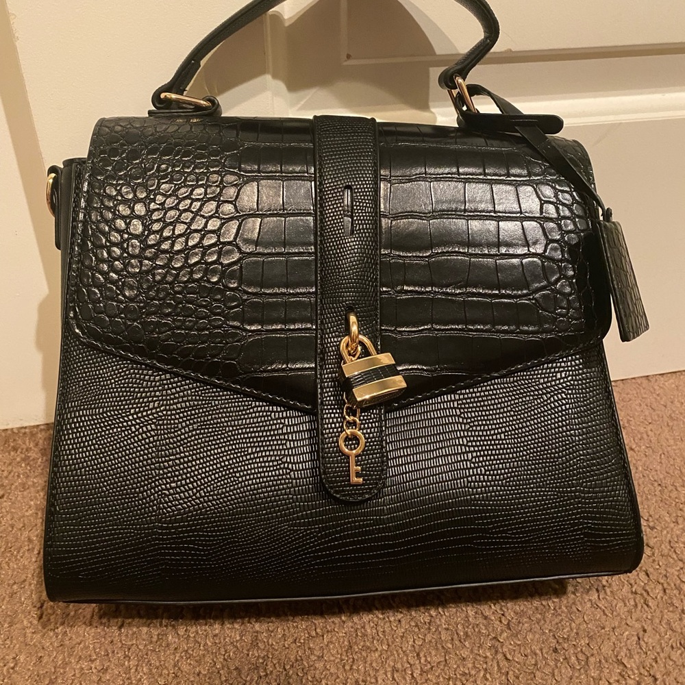 Chic Black Aldo Satchel Handbag